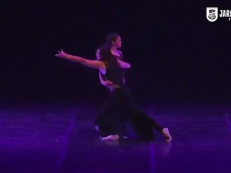 Coreografia: amor líquido